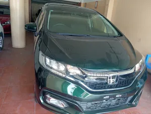 Honda Fit Hybrid 2019 - Kijani cha Jungle