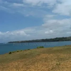 Ekari 3 za Ardhi kwa Uuzaji Bofa, Kilifi na Hati Safi