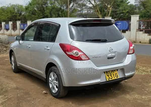 Nissan Tiida 2009