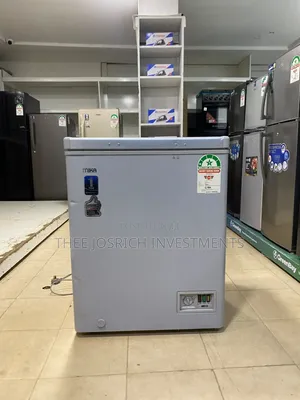 Mika 150L Chest Freezer McF150w