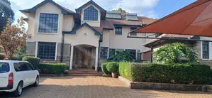 5-Bedroom Maisonette for Rent in Kerarapo