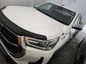 Toyota Hilux Double Cabin 2020