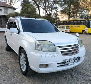 Nissan X-Trail 2006 White
