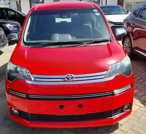 Toyota Spade 1.5 2019 Nyekundu