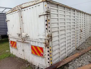 Fuso Fighter Body 18ft
