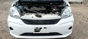 Toyota Passo 2019 Nyeupe