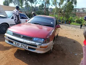 Toyota Corolla G Touring 2000 Maroon