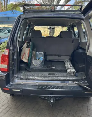 Mitsubishi Pajero Shogun 2004 Gray