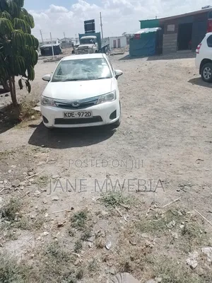 Toyota Corolla Fielder 1.5 Hybrid FWD 2014