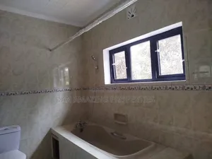 Bungalow ya Chumba 1 cha Kulala, Karen Hardy - Inapangishwa