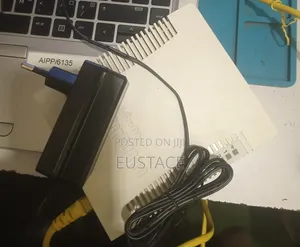 MikroTik RB951Ui-2HnD Router ya High Power WiFi