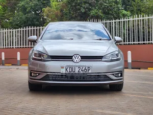 Volkswagen Golf 2018 Silver