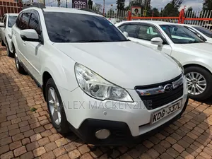 Subaru Outback 2015 Nyeupe