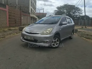 Toyota Wish 2006 Kijivu