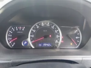 Toyota Noah 2014 Nyeusi