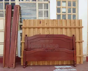 Kitanda cha Mbao cha Mahogany (Queen)