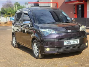 Toyota Spade 1.5 2014 Kahawia