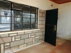 Bungalow ya Vyumba 3 vya Kulala, Rimpa - Inapangishwa