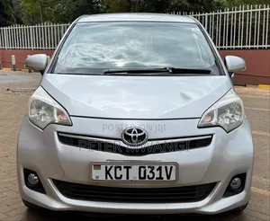Toyota Ractis 2012 Nyeupe