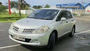Nissan Tiida 1.5L 16V 2010 Silver