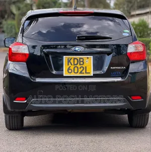 Subaru Impreza 2013 Nyeusi