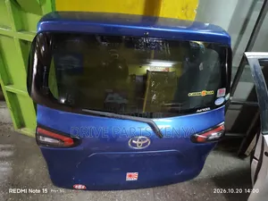 Toyota Sienta Model Mpya Boot