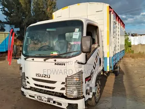 Isuzu NMR Lori