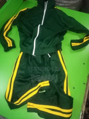 Track Suits - Kifaa Maalum cha Derek