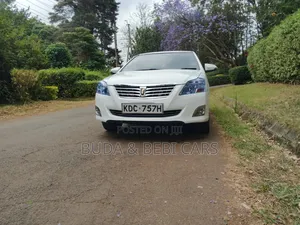 Toyota Premio 2014 Off White