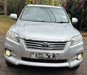 Toyota Vanguard 2011 Nyeupe