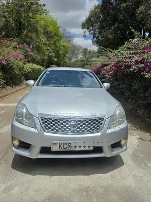 Toyota Crown 2012 Silver