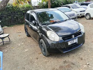 Toyota Passo 1.0 AWD 2011 Black