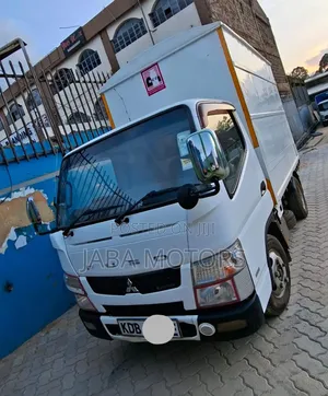 2012 Mitsubishi Fuso 3000cc Manual Diesel