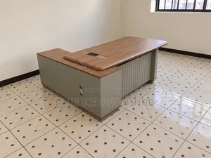Boss Office Products Executive Desk - Mpya Kabisa