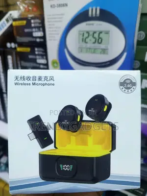 Q9 Dual Transmitter Wireless Microphone