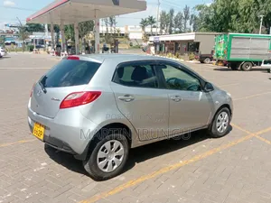 Mazda Demio 2012 Silver