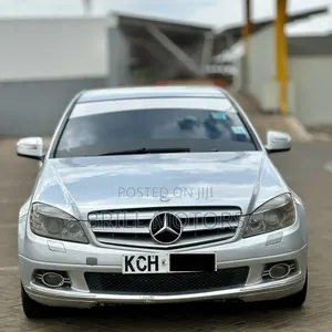 Mercedes-Benz C200 2009