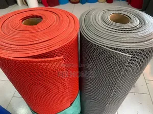 Anti Slip Mat | 1.2m Upana | Inauzwa Kwa Mita | Muundo wa Mawimbi