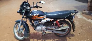 TVS HLX Plus ES 2021 Nyeusi