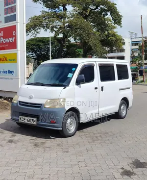 Toyota TownAce 2009 - White