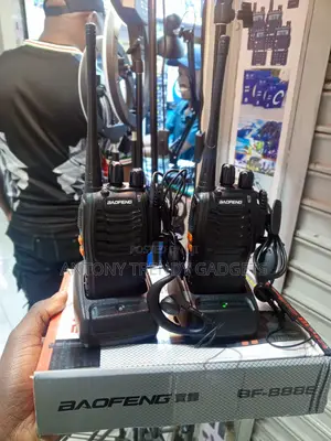 Redio ya Mawasiliano ya Baofeng BF-888S UHF