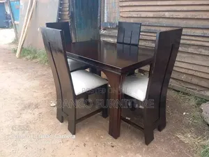 Meza ya Kulia ya Viti 4