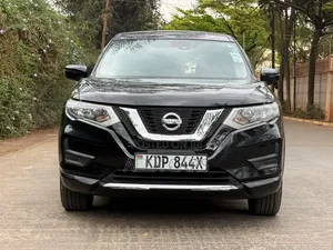 Nissan X-Trail 2018 Nyeusi
