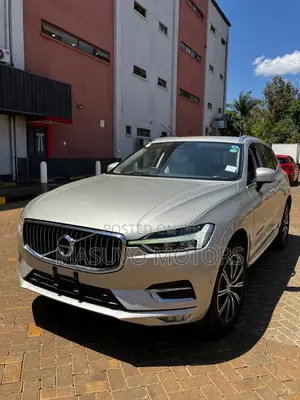 Volvo XC60 T5 Inscription AWD 2019 Beige