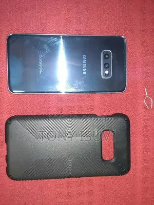 Samsung Galaxy S10e 128GB Nyeusi