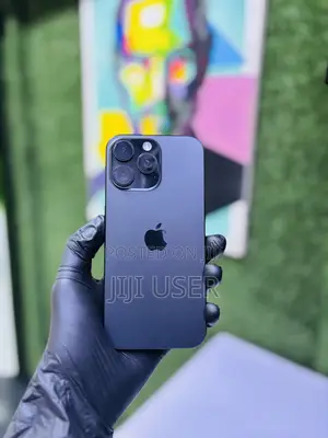 Apple iPhone 16 Pro Max 256GB Nyeusi