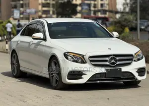 Mercedes-Benz E200 2019 Nyeupe