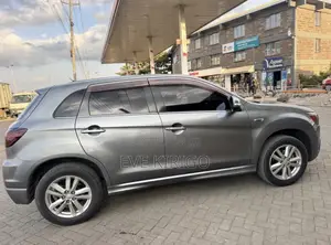 Mitsubishi RVR 2.0 2012 Gray
