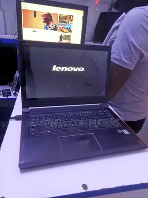 Laptopi ya Lenovo IdeaPad Flex 14 - Intel Core i5, 4GB RAM, 500GB HDD