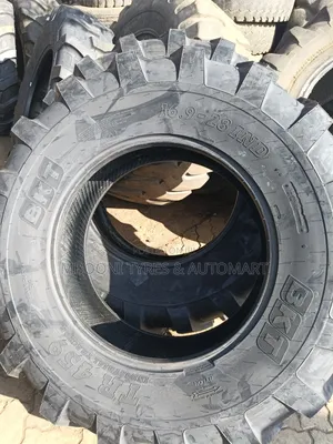 Tairi ya BKT 16.9-28 ya Viwandani kwa Backhoe